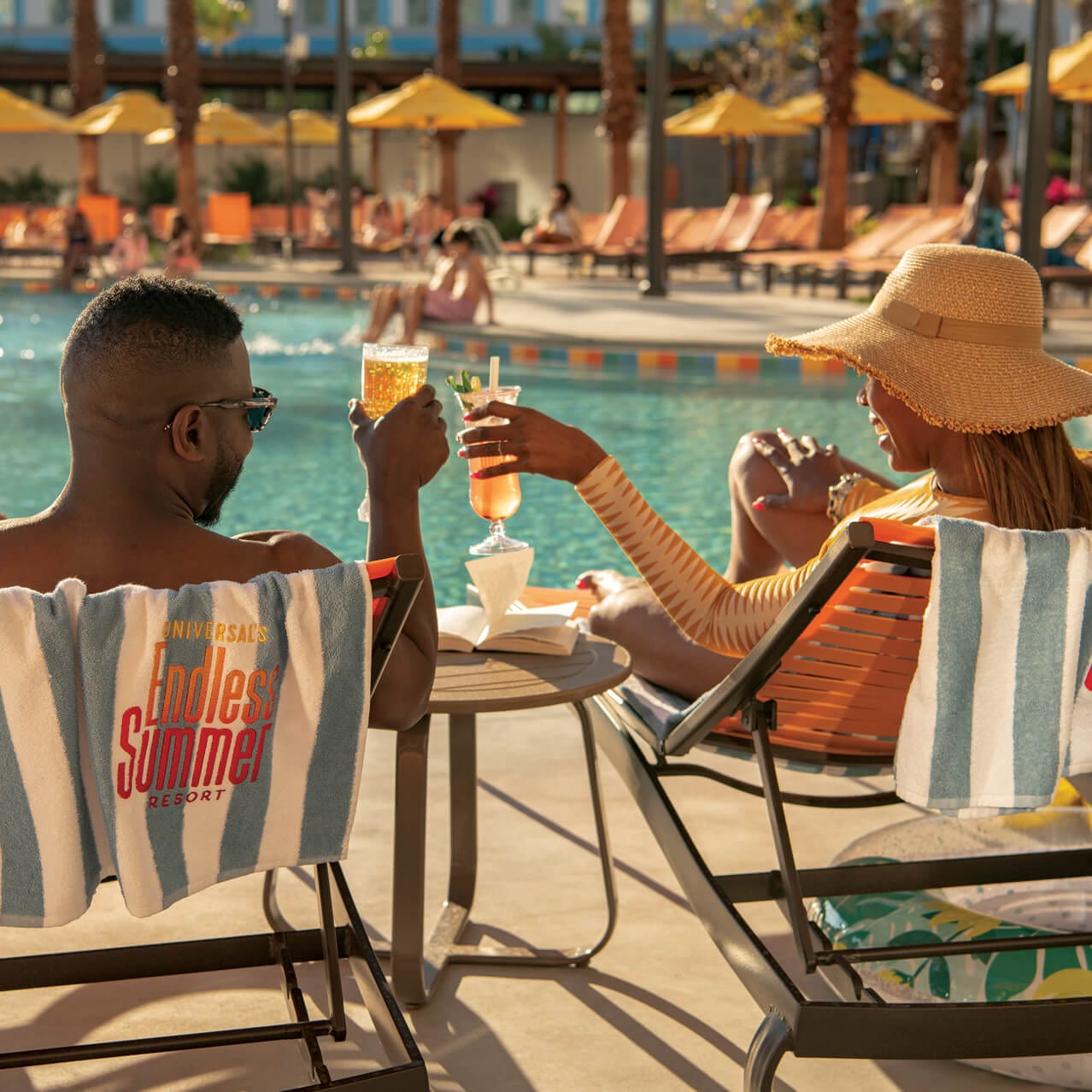 The Wave Maker's Pool Bar | Universal's Endless Summer Resort - Dockside  Inn and Suites