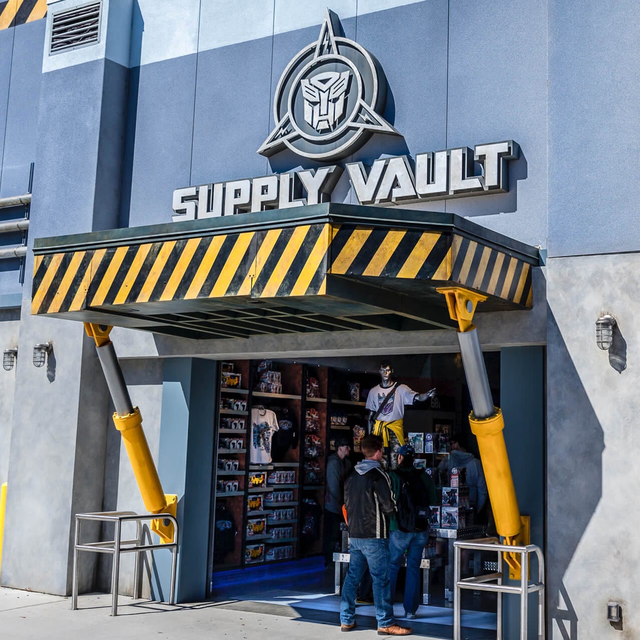 Supply Vault  Universal Studios Orlando™